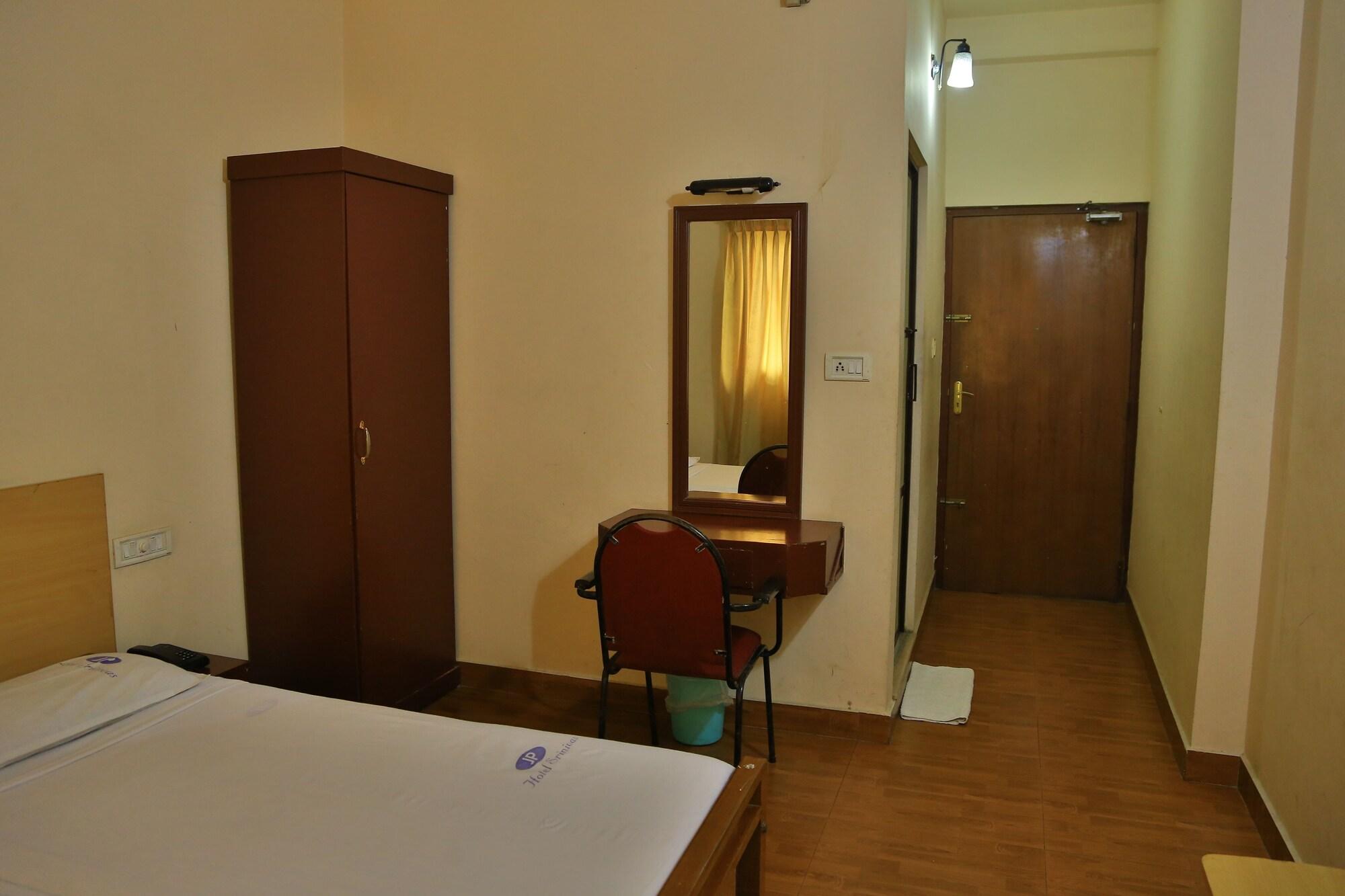 Hotel Srinivas Kochi Exteriér fotografie